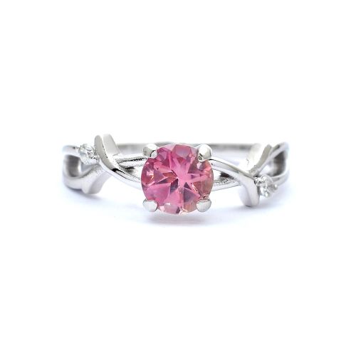 White gold ring with diamonds 0.05 ct and tourmaline 0.79 ct