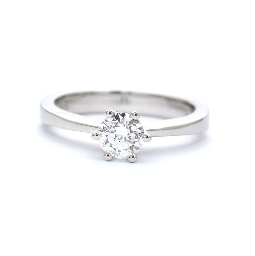 White gold engagement ring with diamond 0.30 ct