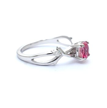 White gold ring with diamonds 0.05 ct and tourmaline 0.79 ct