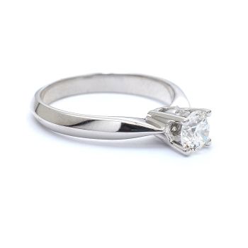 Годежен пръстен от 18К бяло злато с диамант 0.31 ct