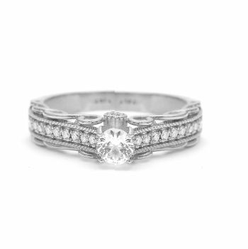 Годежен пръстен от бяло злато с диаманти 0.49 ct