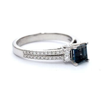 White gold ring with diamonds 0.35 ct and blue topaz 0.73 ct